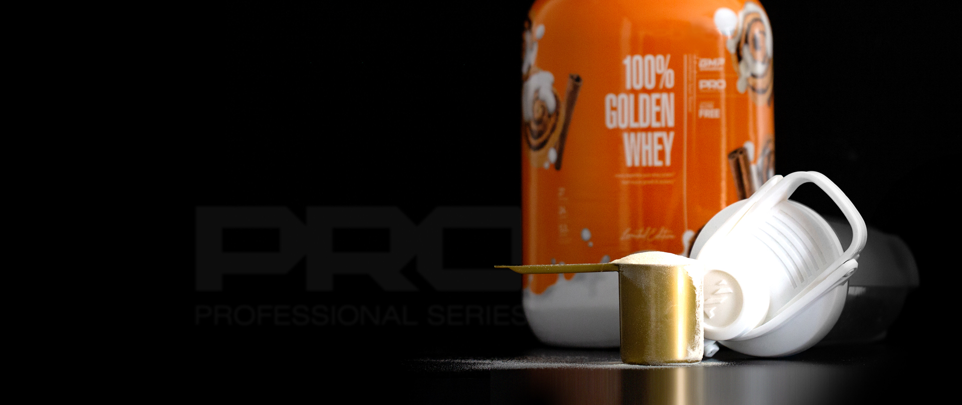 Maxler 100% Golden Whey Cinnamon Roll flavor with a golden scoop of protein powder and a shaker lid on a black backgroun